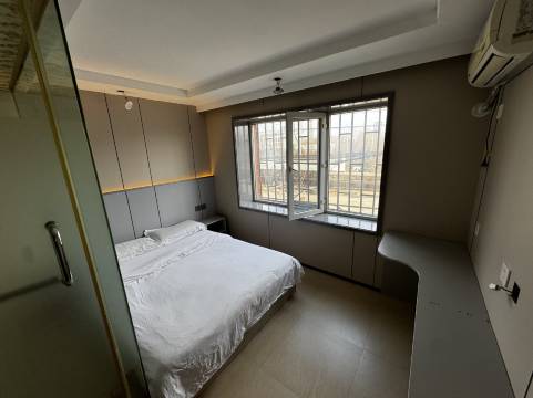 哈尔滨左岸宾馆(江北师大学院路店)