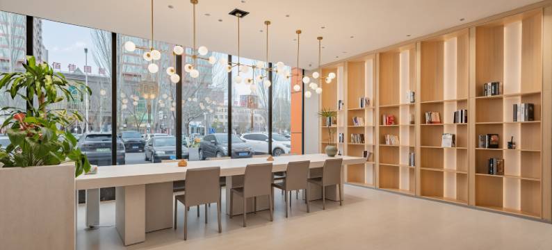 禾月柏雅酒店(金桥开发区凯元广场店)图片