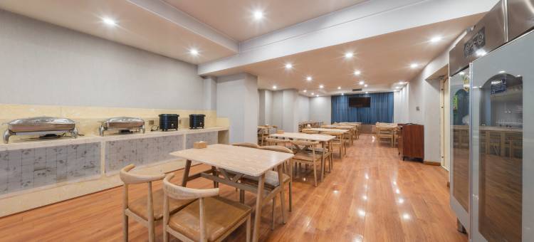 和田万鼎酒店图片