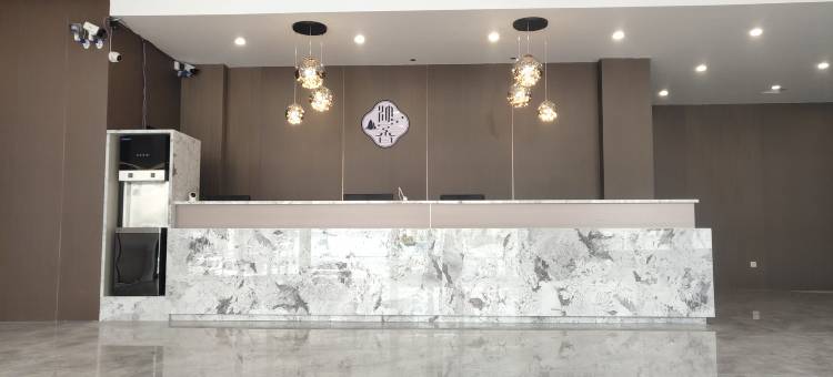 忱香酒店(孔家庄商业街汽车站店)图片