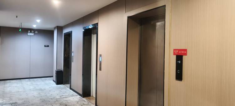 大悟县·阳光|Mountain·Moon·Galaxy设计师酒店(阳光嘉园店)图片