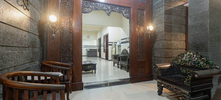 红多兹伊斯兰酒店-泗水科汀唐(RedDoorz Syariah @ Ketintang Surabaya)图片