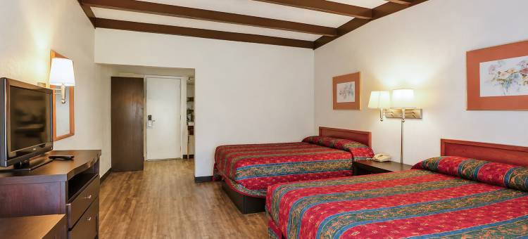 斯汤顿VA家乡旅馆，靠近11号公路(Hometown Inn Staunton VA near Hwy 11)图片