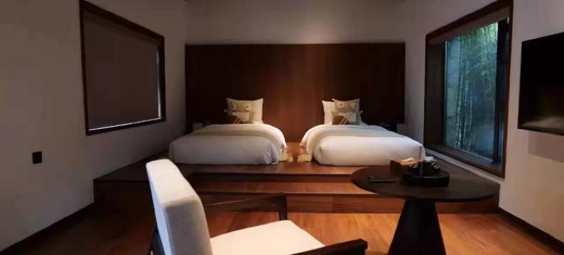 龙湾·良舍山居图片