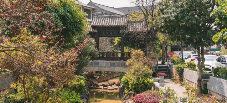 望舒民宿(建水古城朝阳楼店)图片