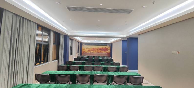 锦都国际大酒店(南雄雄州公园店)图片