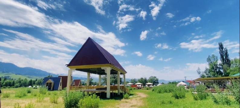 那拉提老朋友风情农家院图片