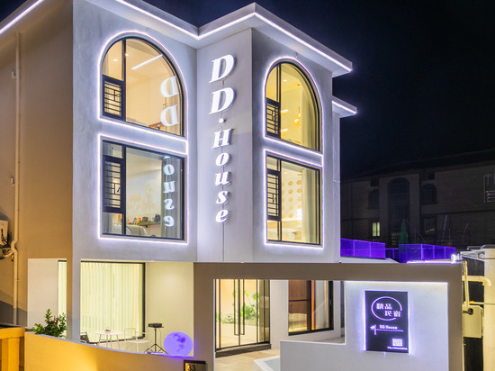 DDHouse·泳池观景设计美学民宿(朱家尖蜈蚣峙码头机场店)