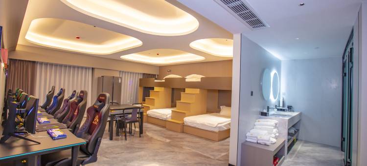 美尚电竞酒店(信阳新七大道火车站店)图片