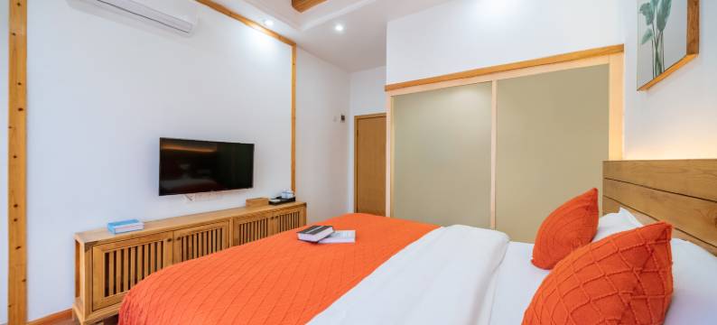 依山之畔·Olny花语美学全景美宿(西江千户苗寨东引观景台店)图片