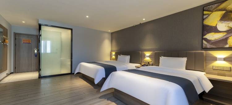 7天优品Premium酒店(江门五邑大学启明里店)图片