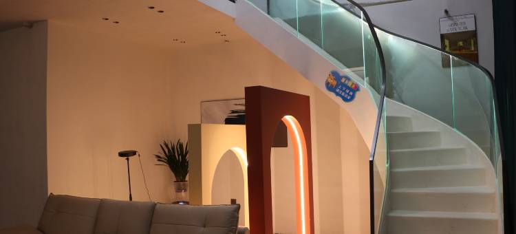 蓝调轻奢·民宿公寓(天福广场店)图片