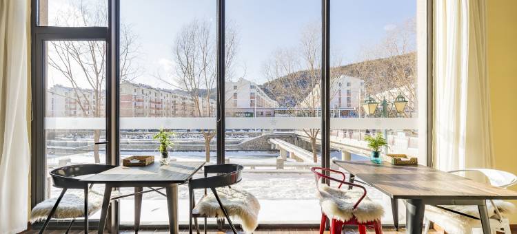 随风驿湖畔雪山度假酒店(崇礼店)图片