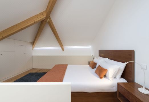 Apartment Firehouse by Sweet Porto - Free Parking Hotel Overview