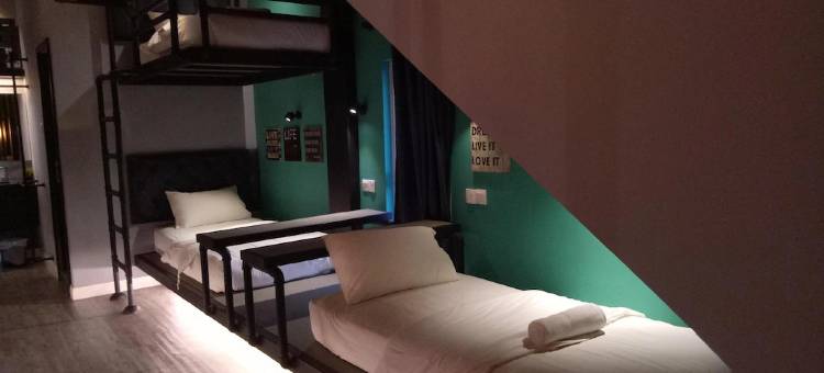 OYO 90899 马六甲图布酒店(OYO 90899 Tube Hotel Melaka)图片