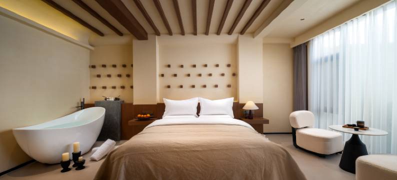 半渡·供氧Holiday Villa设计师奢享度假民宿(独克宗古城店)图片