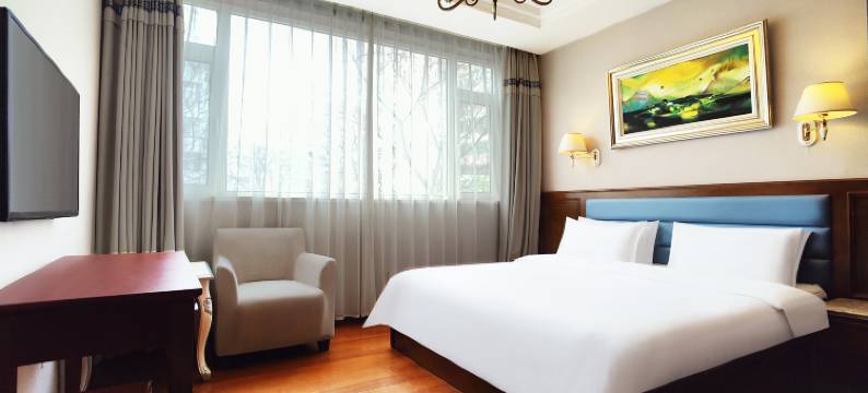 锦泽酒店(青岛台东步行街店)图片