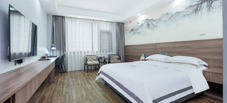 光山百泰宾馆(西亚城市广场店)图片