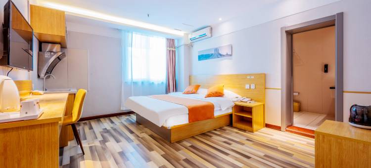 速8酒店(大连火车站青泥洼桥地铁站店)图片