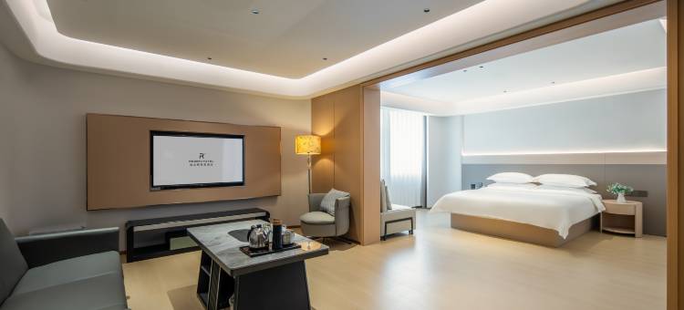 欢之明丽呈酒店(郑州燕庄地铁站曼哈顿广场店)图片