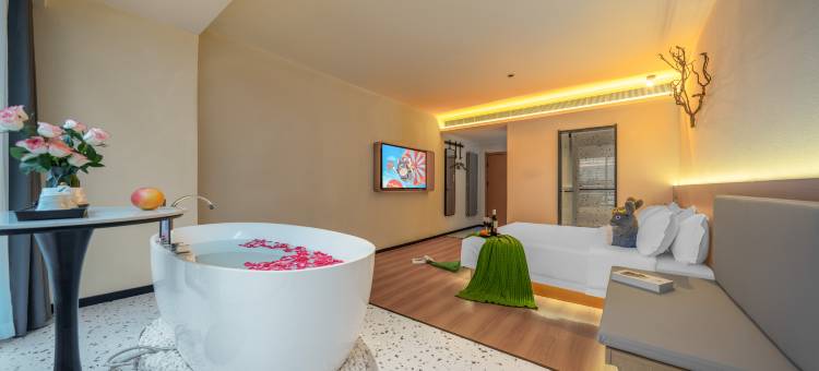 龙猫精灵酒店(大同古城百盛购物中心店)图片