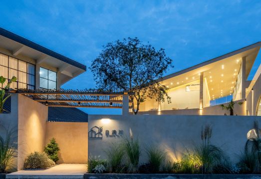 Baimanchuan Homestay Hotel Overview