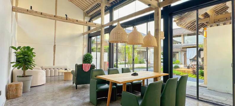 景华·SERMONT丨望山雪丨奢享影音丨泳池观景度假民宿图片