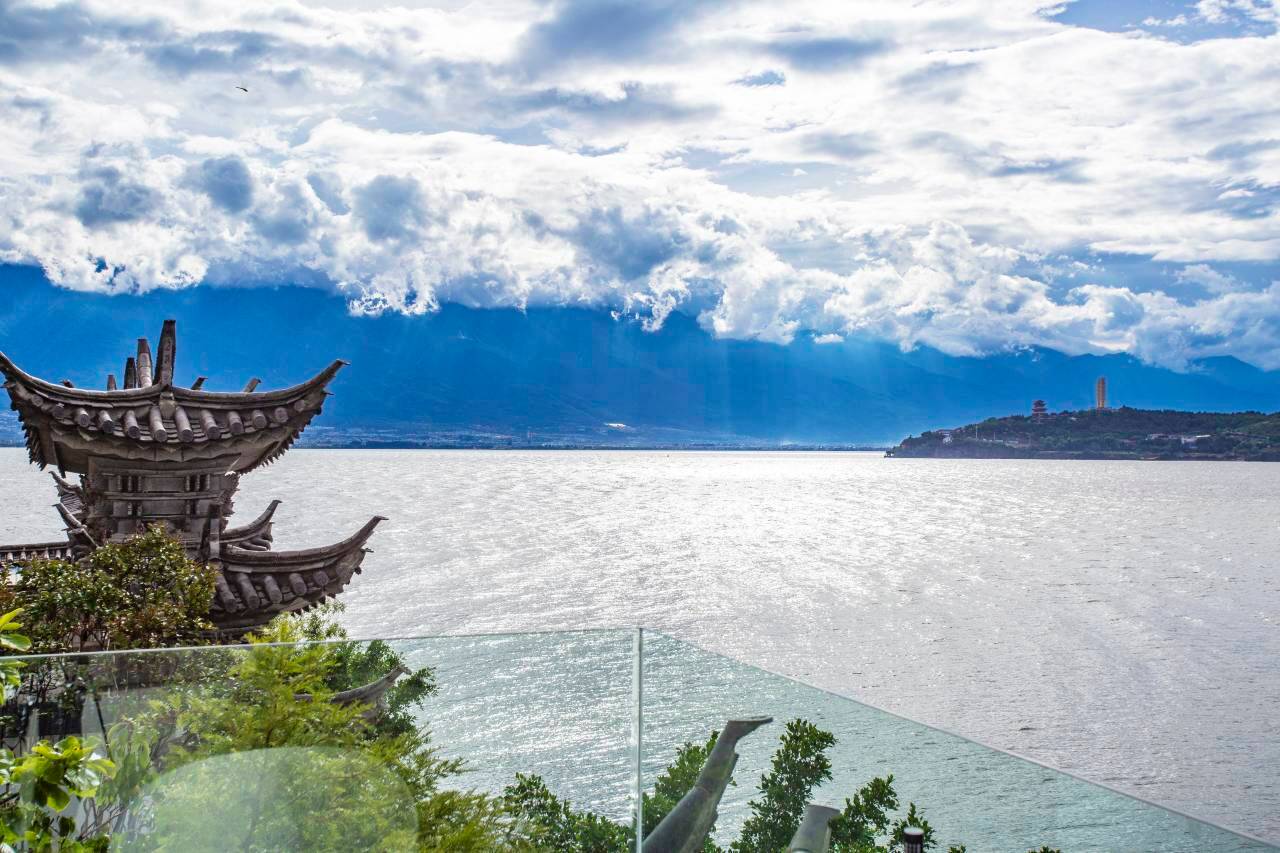 云启·日月卿Sea View丨全屋智能·海景美宿(大理洱海金梭岛店)图片