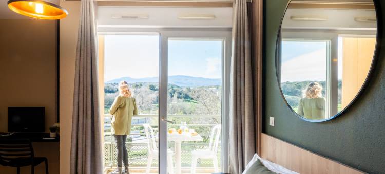 毕奥格林斯德索菲亚安提波利斯公寓酒店(Nemea Appart Hotel Green Side Biot Sophia Antipolis)图片