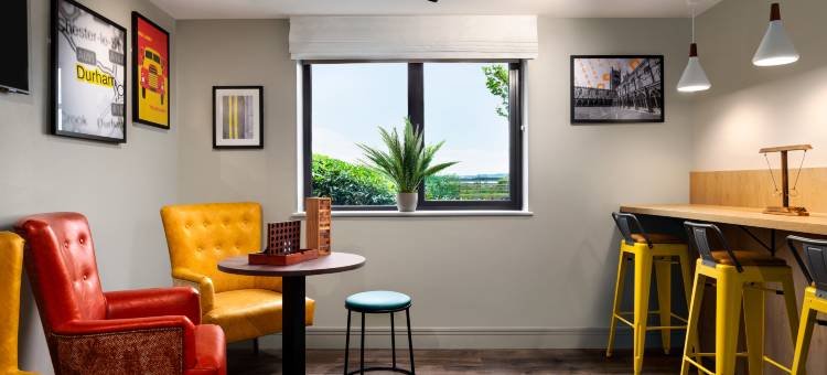 Super 8 by Wyndham Durham图片