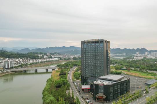 黄山歙县兰信大酒店(徽州古城城许路游客中心店)图片