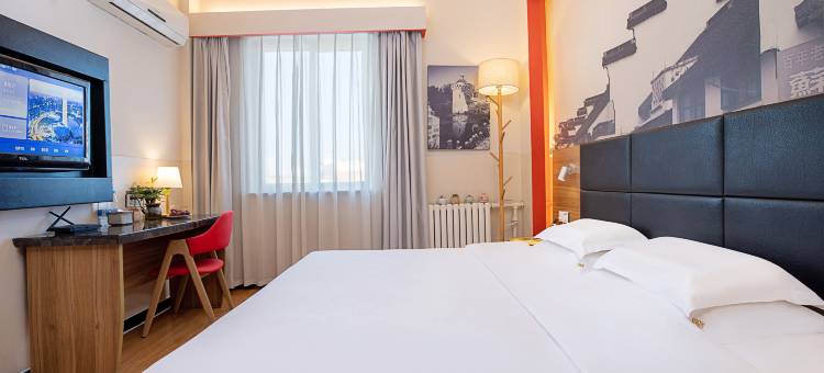 柏维轻居酒店(体育中心汽车站店)图片