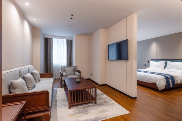 Guomen HotelOver view