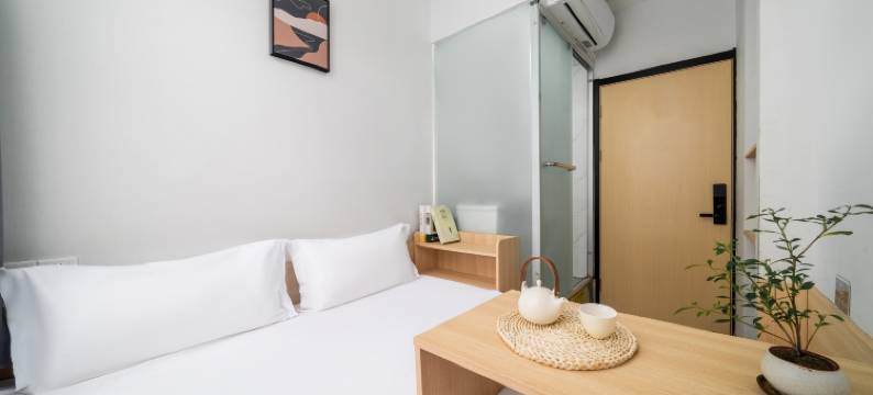 木方程创意酒店(滨江星光大道店)图片