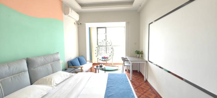 华梦酒店(昆明大学城高铁南站店)图片