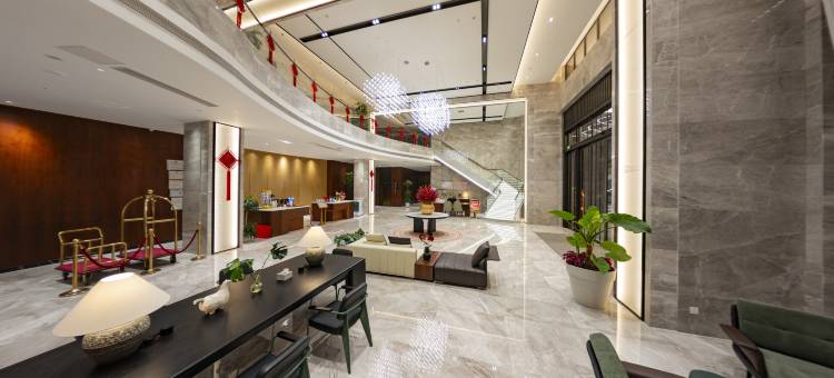 红叶大酒店(南宁华侨城大帽天街店)图片