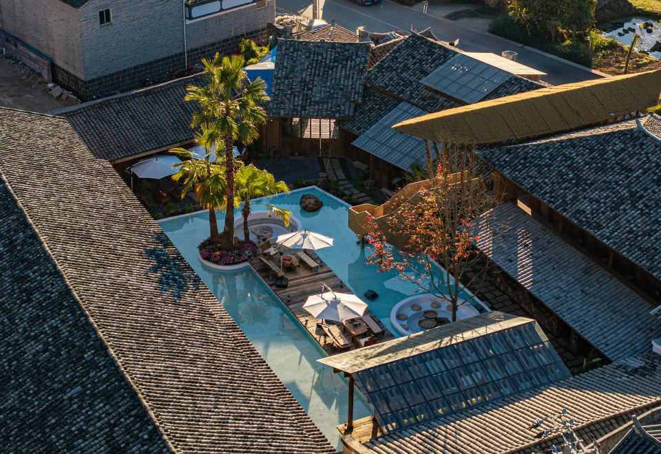 Yunnan Tengchong Beihai Granary Hot Spring Resort Hotel over view
