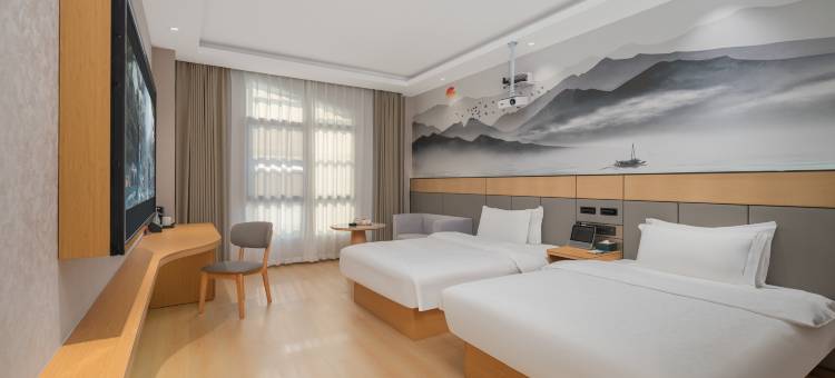 亚悦酒店(盈江盈湖公园店)图片