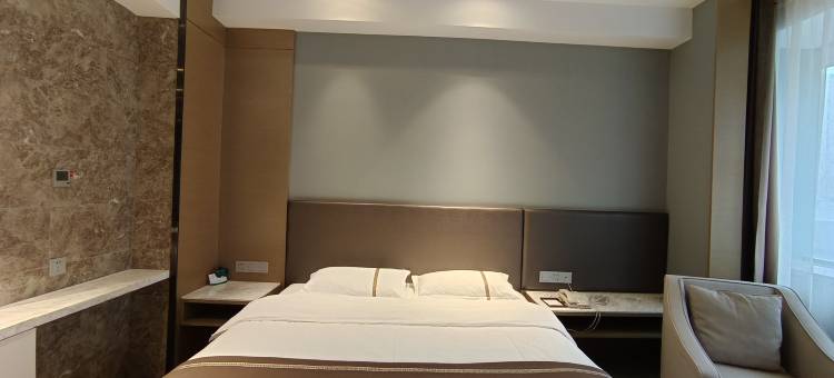 山东职工之家酒店(万达店)图片