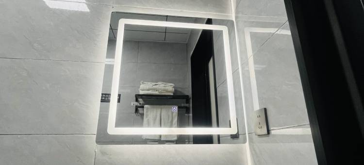 礼遇酒店(黄金大厦店)图片