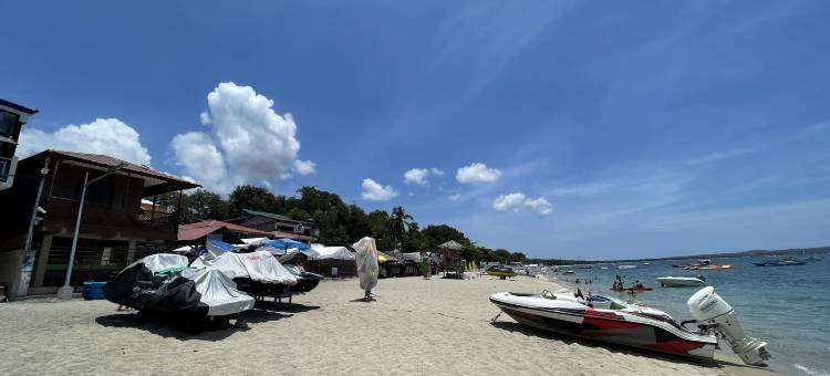 卡萨多洛雷斯莱亚巴丹加斯(Casa Dolores Laiya Batangas)图片