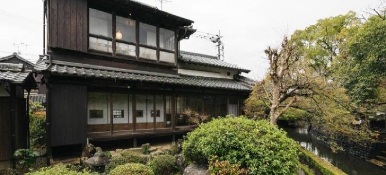 水面(Minamo)图片