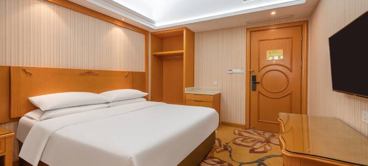 城家公寓(青岛黄岛嘉陵江西路地铁站店)图片