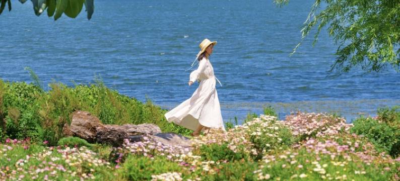 牧雨·TheSiik观海景美宿(大理洱海店)图片