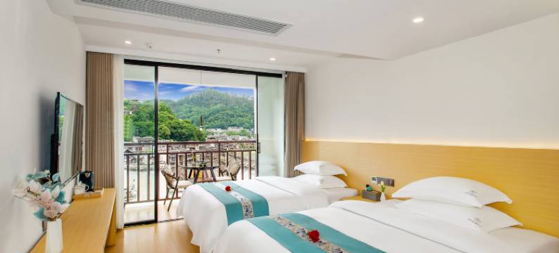 凤凰古色观景民宿(凤凰古城南华大桥店)图片