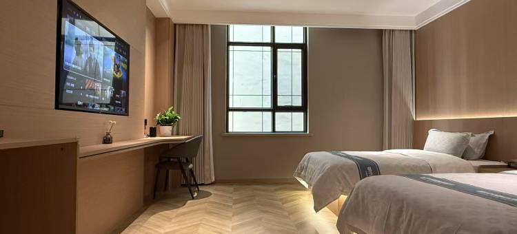 都市花园酒店(伊宁上海城火车站店)图片