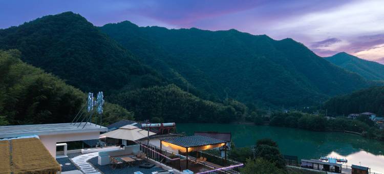 花筑·繁间民宿(月亮湾风景区店)图片