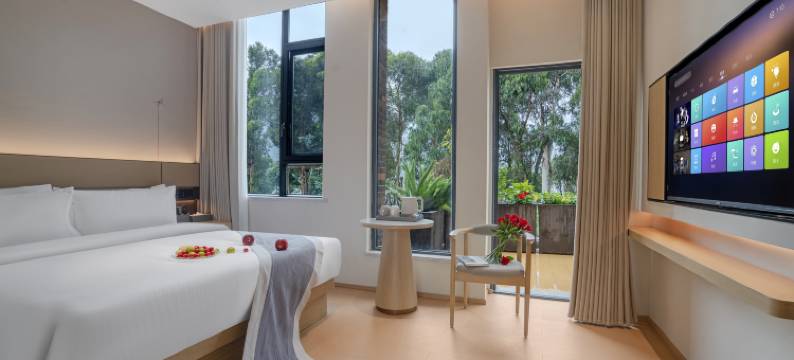 昆明半舍湖畔客栈(滇池海埂大坝店)图片