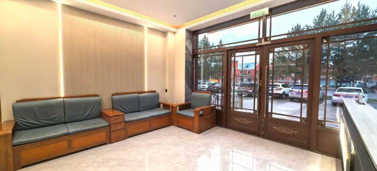 UP华驿智旅酒店(漠河市北极星广场店)图片