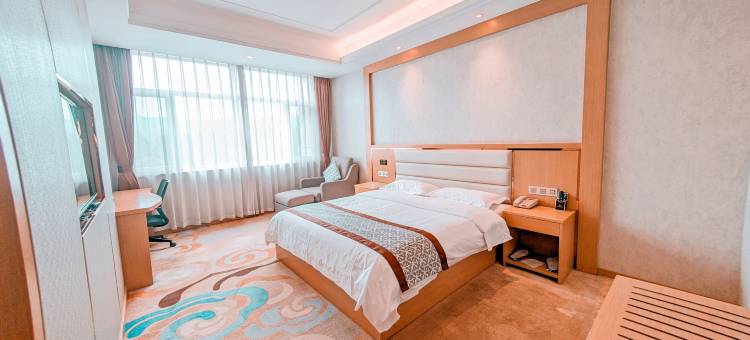 承德华冠假日酒店(普宁寺店)图片